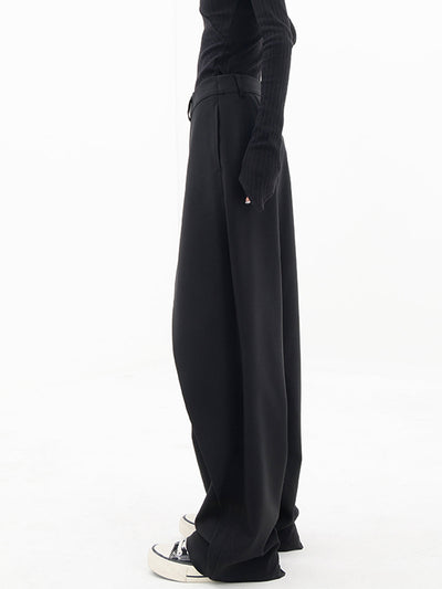 Pauline - Wide trousers with asymmetric and overlapping buttons