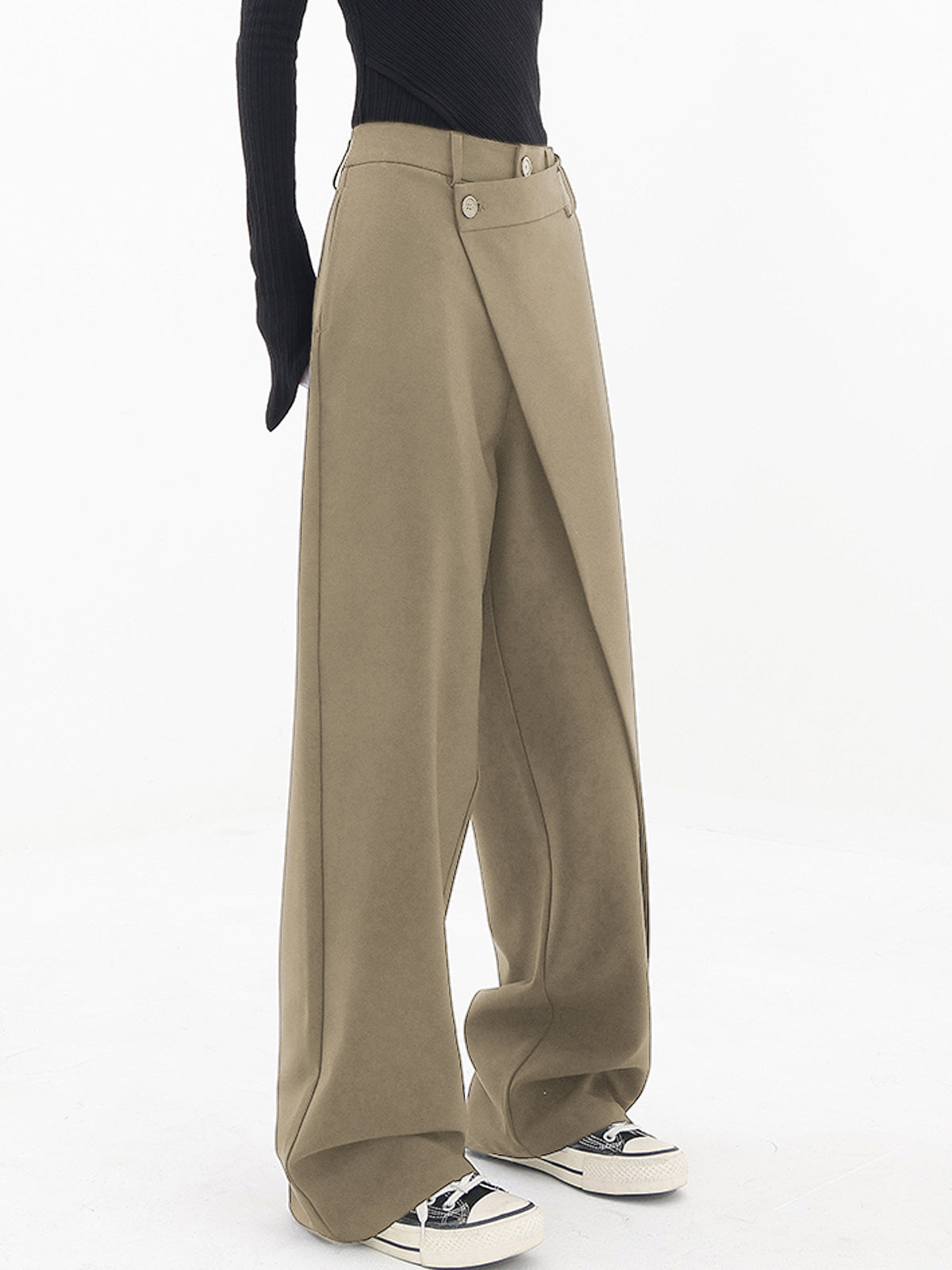 Pauline - Wide trousers with asymmetric and overlapping buttons