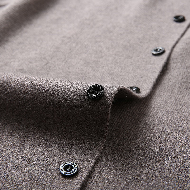 Finolin - Elegant men's cardigan